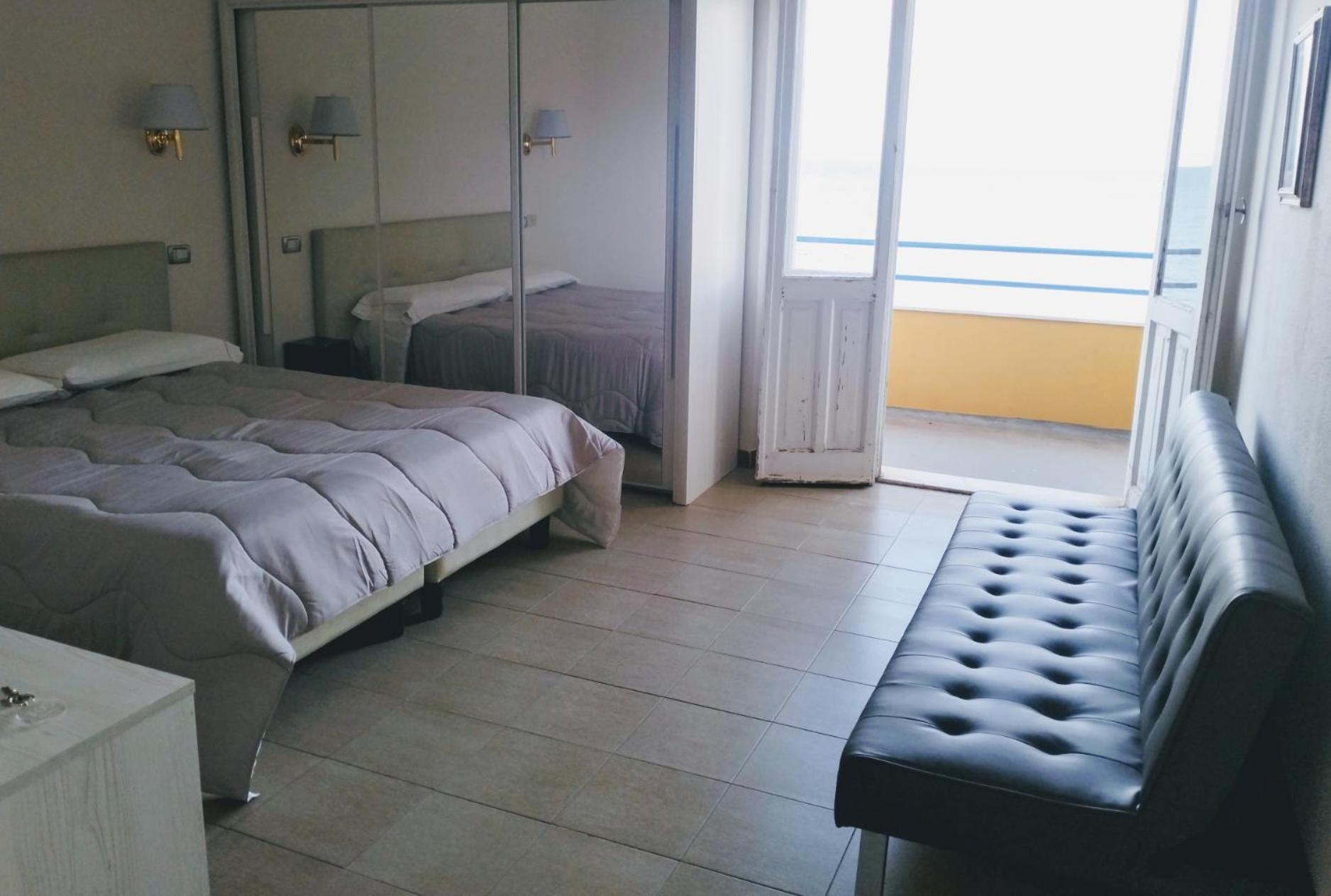 Hotel Calamosca Cagliari Buitenkant foto