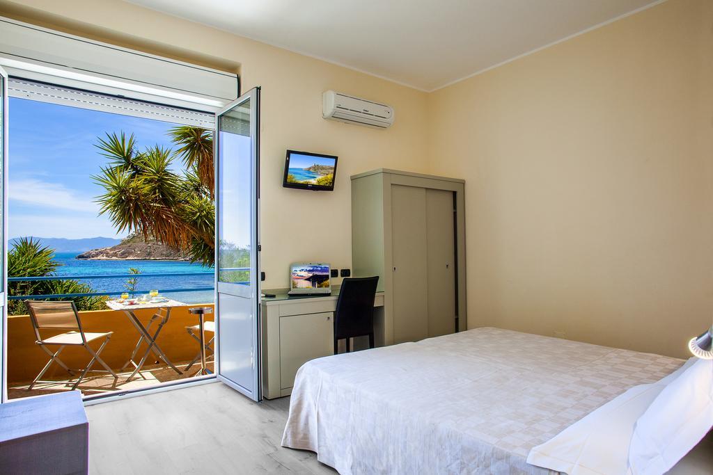 Hotel Calamosca Cagliari Buitenkant foto